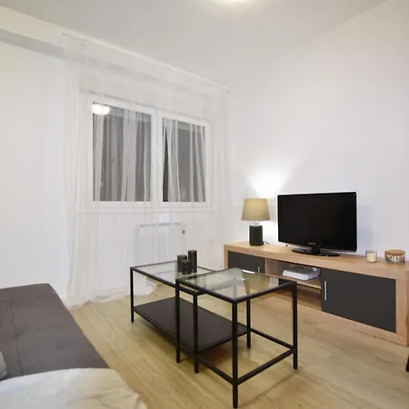 Bajo Alfonso X Apartment